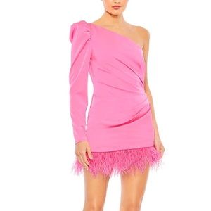 NWT Ieena for Mac Duggal 11440 Candy Pink Feather Trim One Shoulder Draped Mini